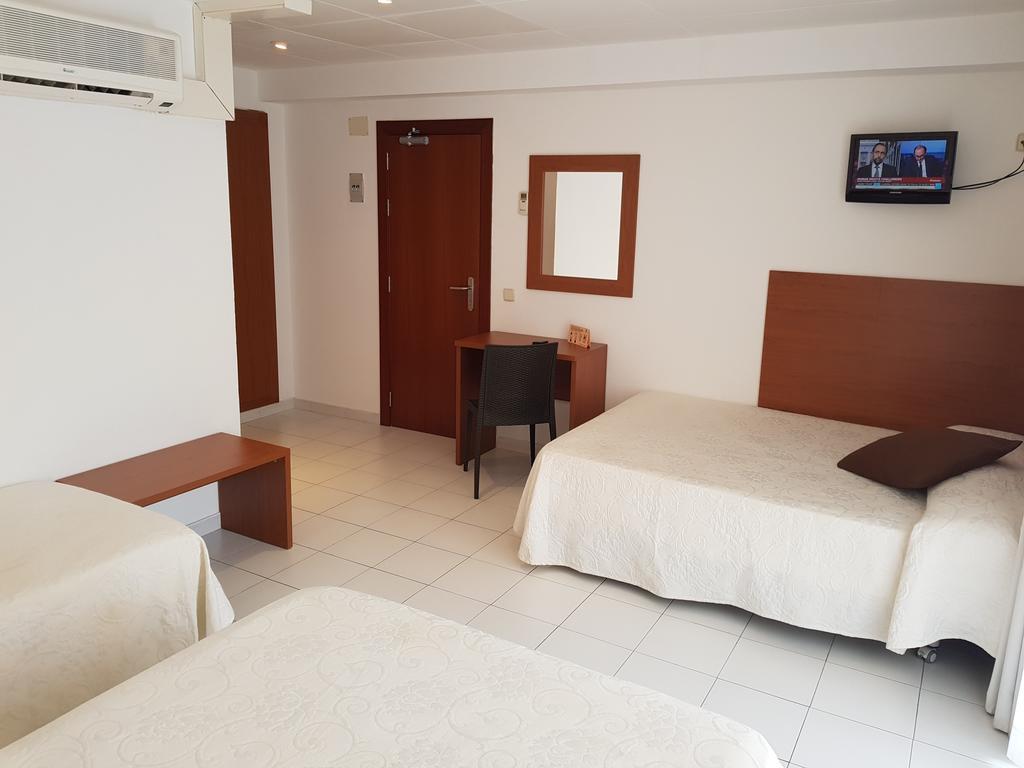 Hotel Sant March Tossa de Mar Bagian luar foto