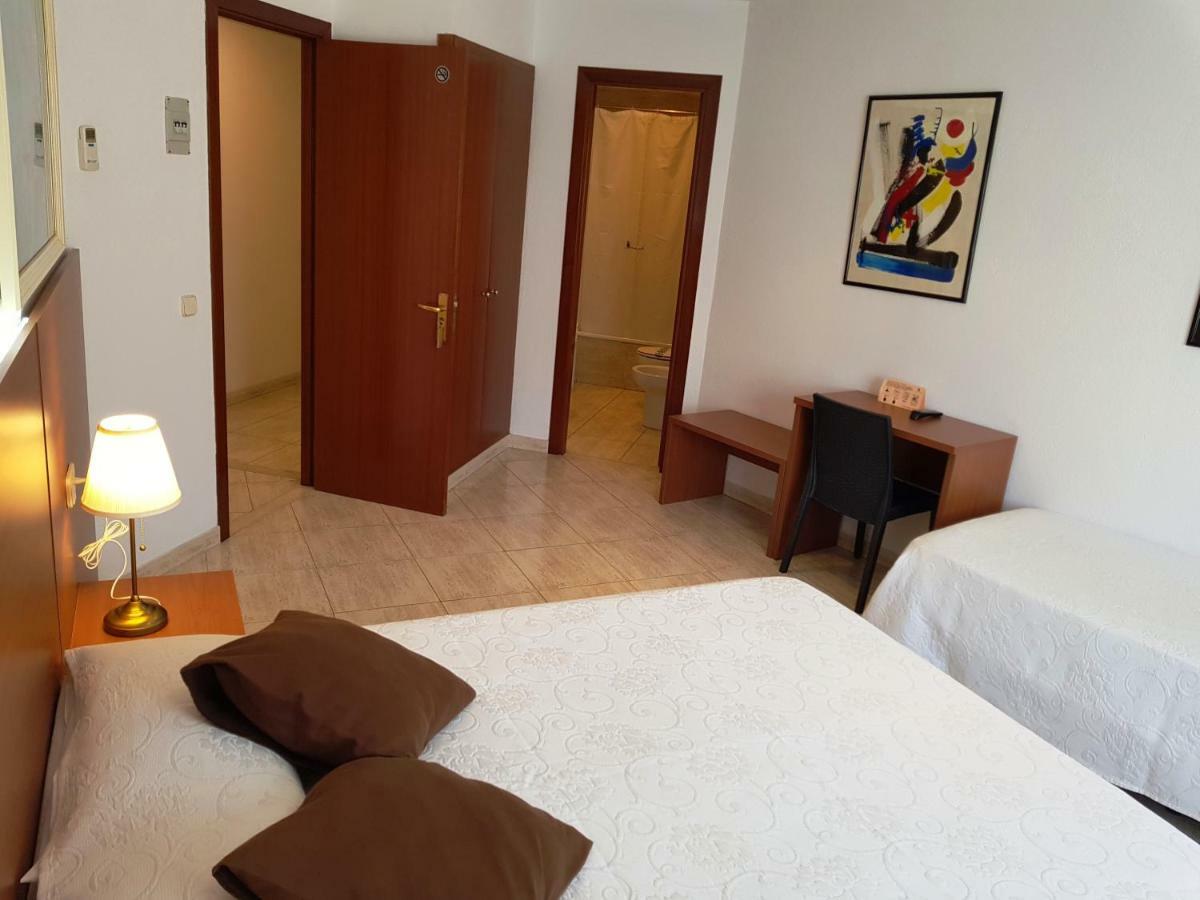 Hotel Sant March Tossa de Mar Bagian luar foto