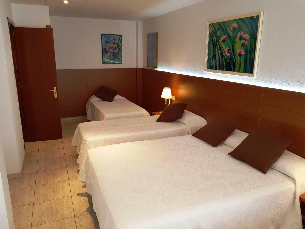 Hotel Sant March Tossa de Mar Bagian luar foto