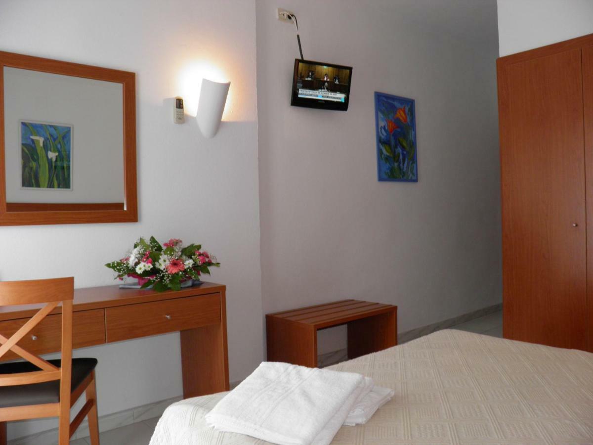 Hotel Sant March Tossa de Mar Bagian luar foto